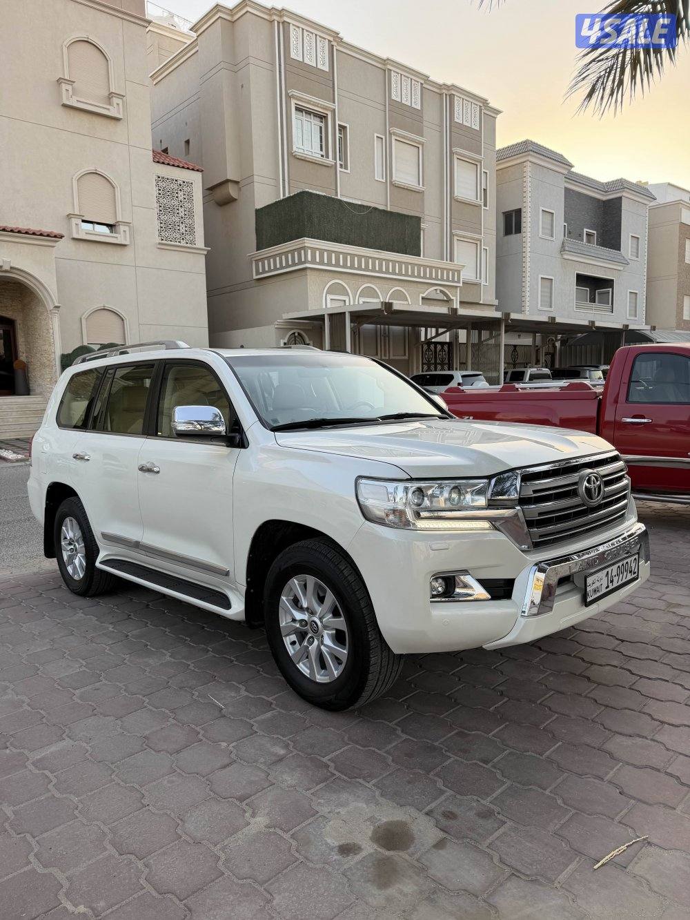 لاند كروز VXR الساير عداد 2206