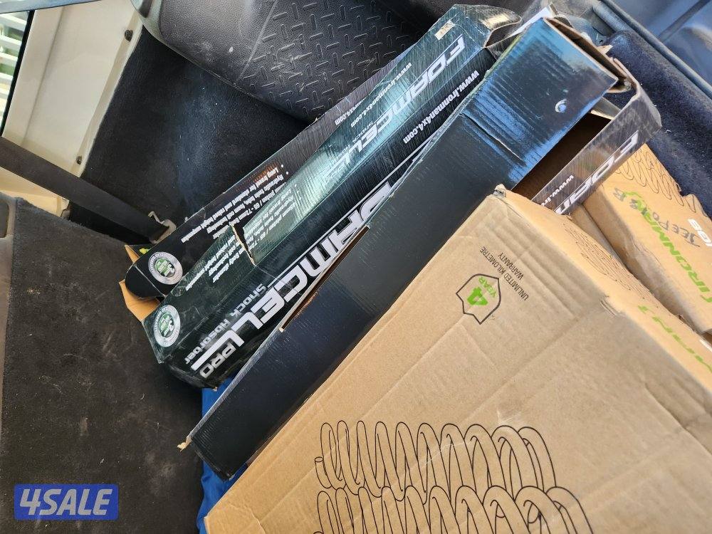 معاونات فوكس 2.0 مع سبرنجات بيعه سريعه حق الرانجلر3