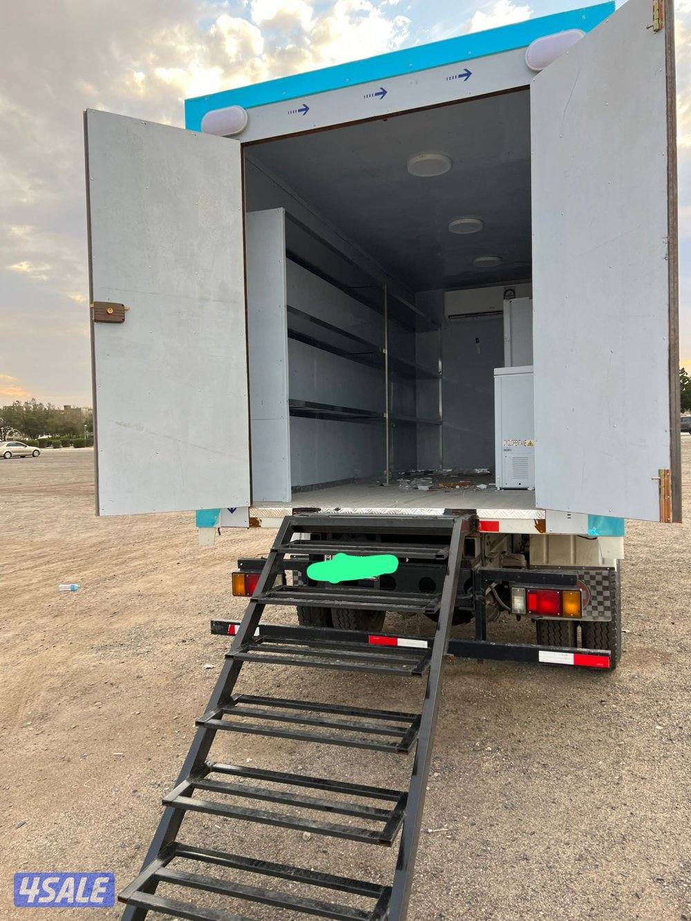 بقالة2017 متنقله JMC هاف لوري1