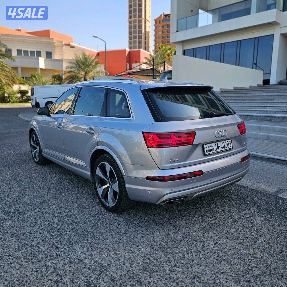 Audi Q7 2016 صبغ الوكالة5