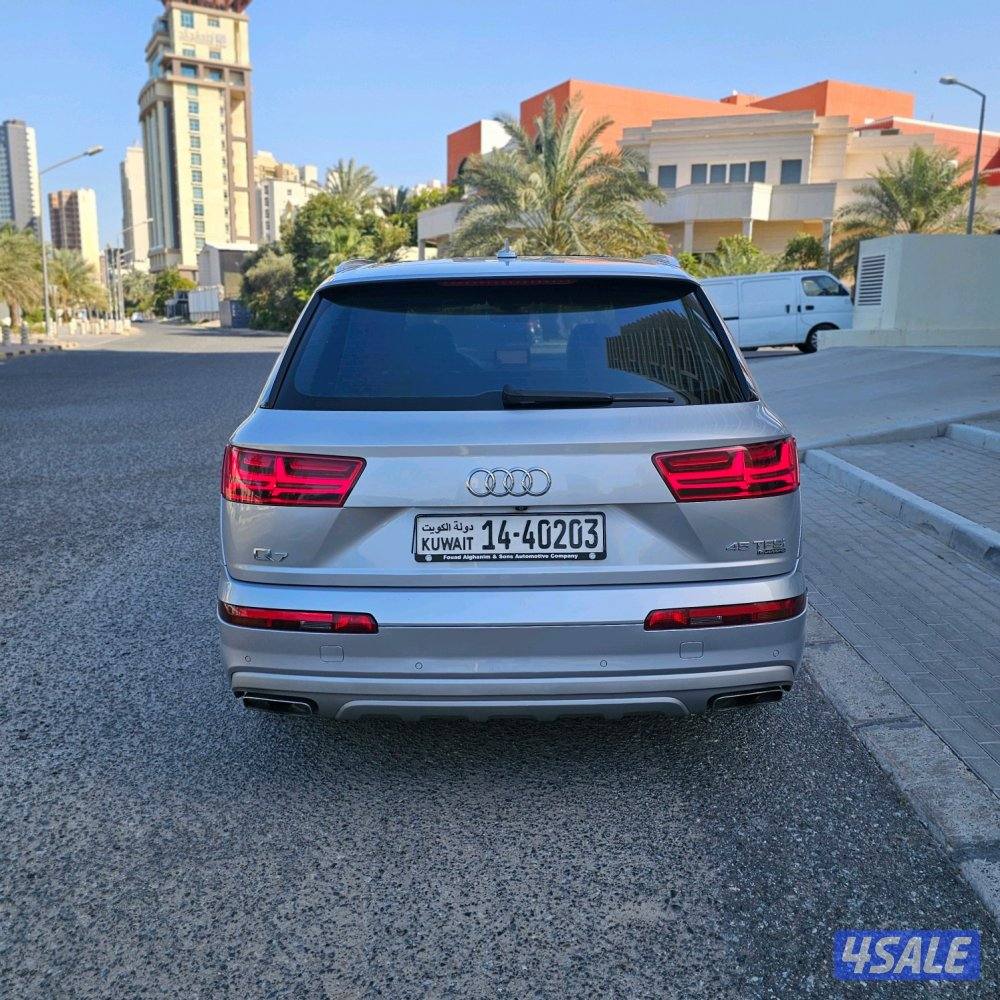 Audi Q7 2016 صبغ الوكالة6