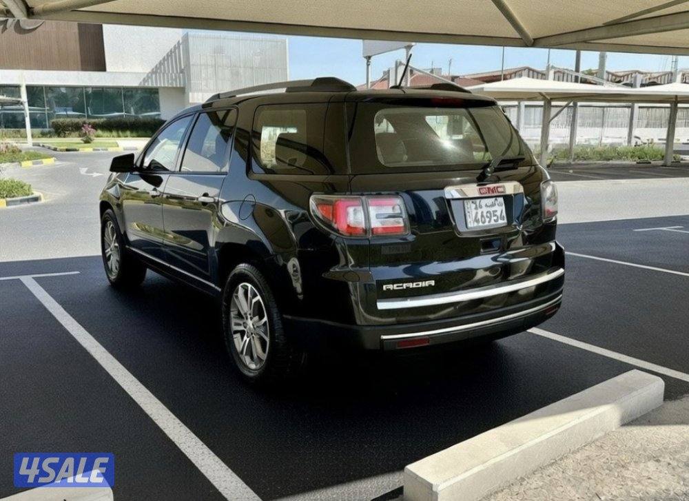 ًGMC اكاديا SLE - الموديل:2015 - العداد:1574