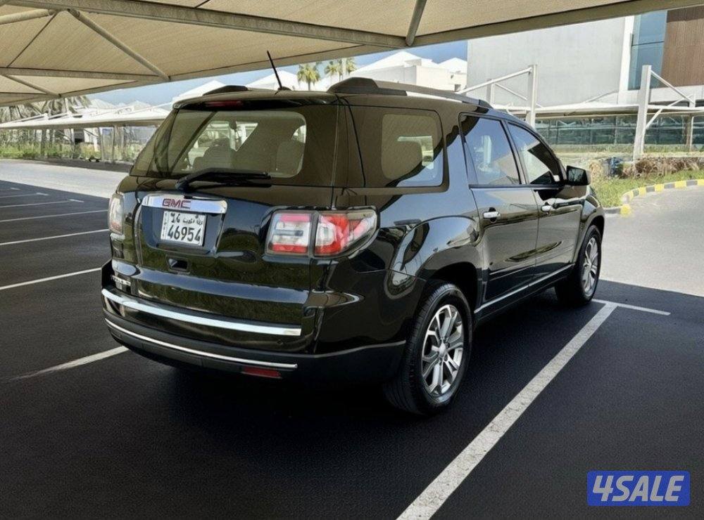 ًGMC اكاديا SLE - الموديل:2015 - العداد:1576