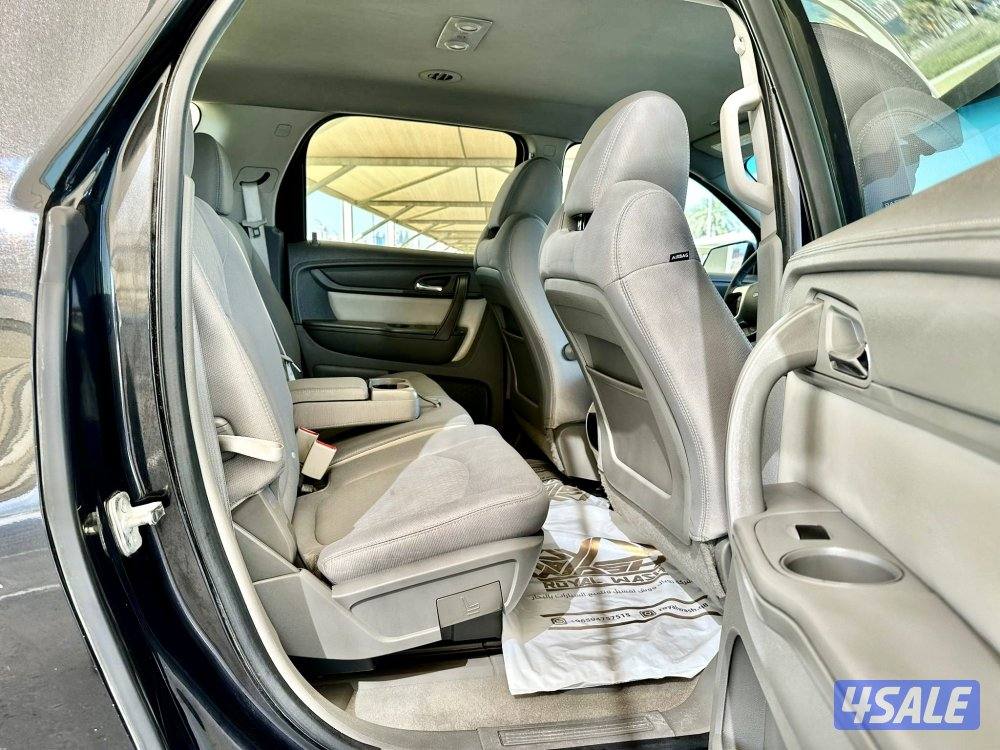 ًGMC اكاديا SLE - الموديل:2015 - العداد:1579