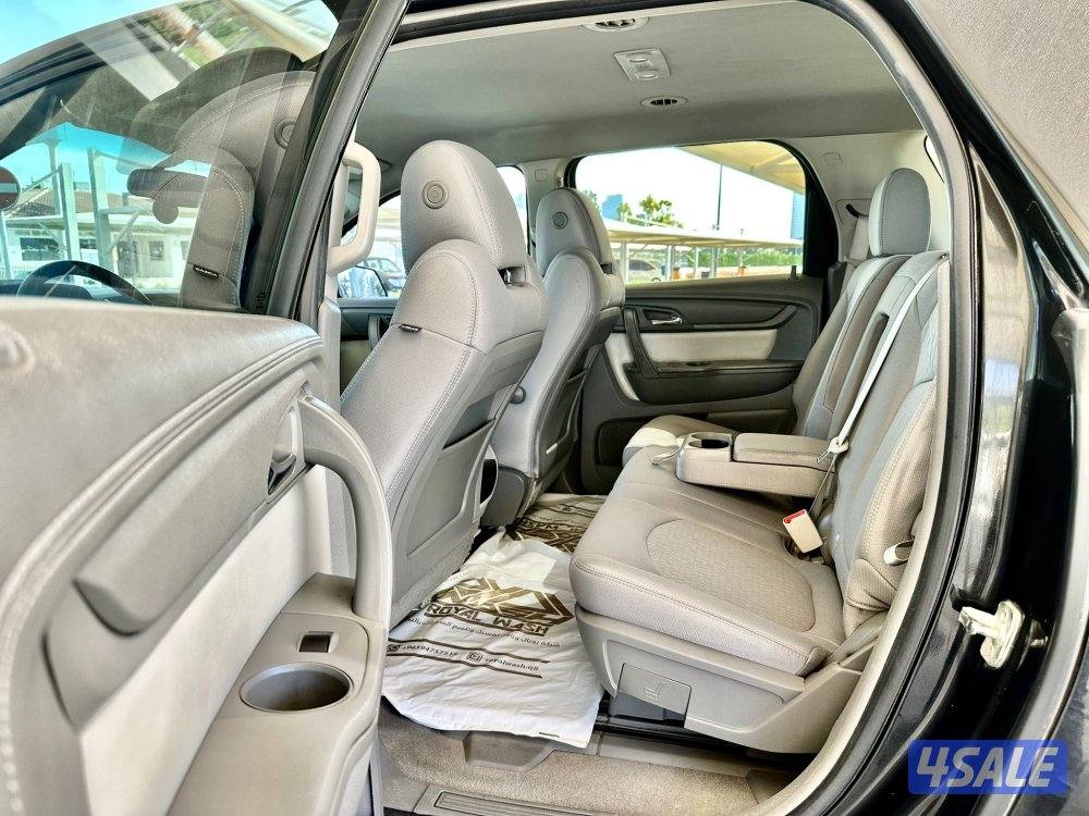 ًGMC اكاديا SLE - الموديل:2015 - العداد:15713