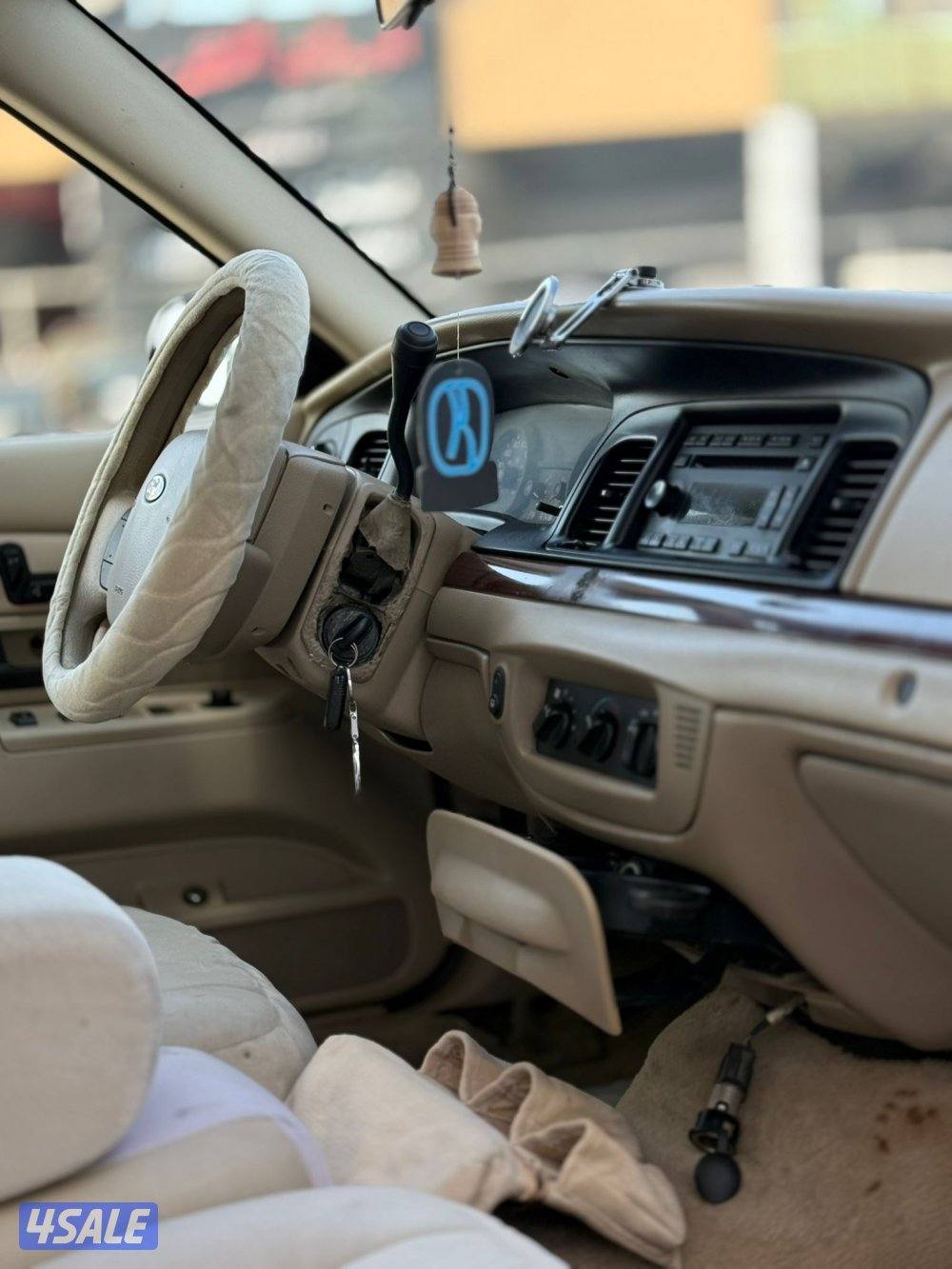 فورد فكتوريا 2011 صبغ الوكاله عدا قطعه5