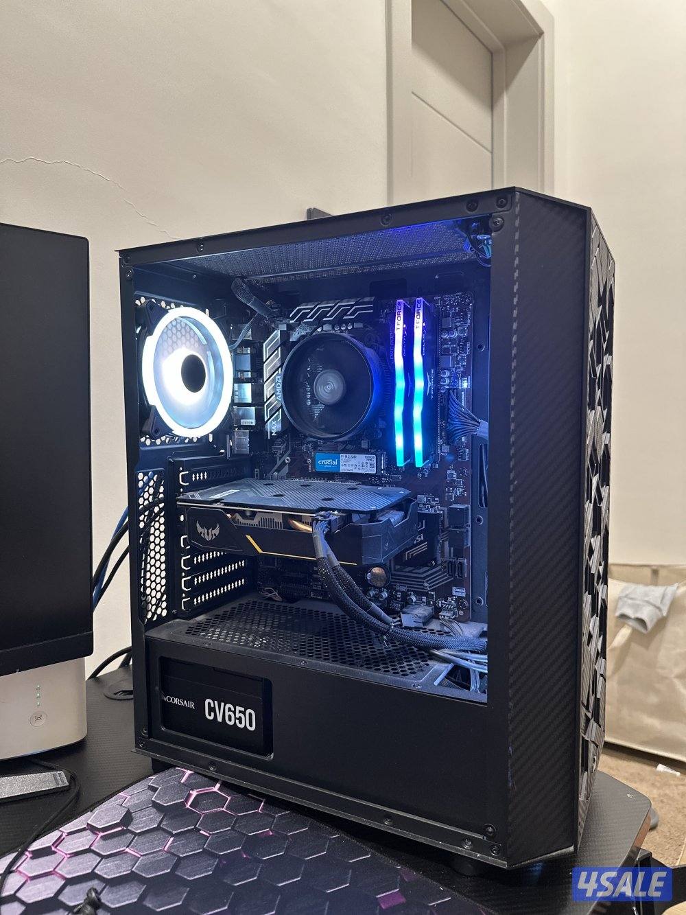 للبيع كمبيوتر ألعاب كامل مع شاشة 27 بوصة 165Hz1