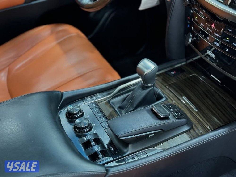 لكزس ستيشن lx570 2016 سبورت وكالة البحرين جاهزة للتصدير مع التخليص4