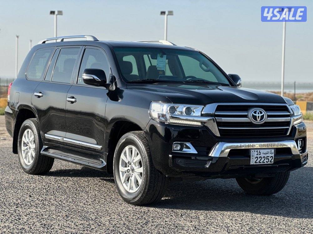 للبيع لاندكروزر GXR ماشي ٩٠ الف كيلو سيرفس وكالة1