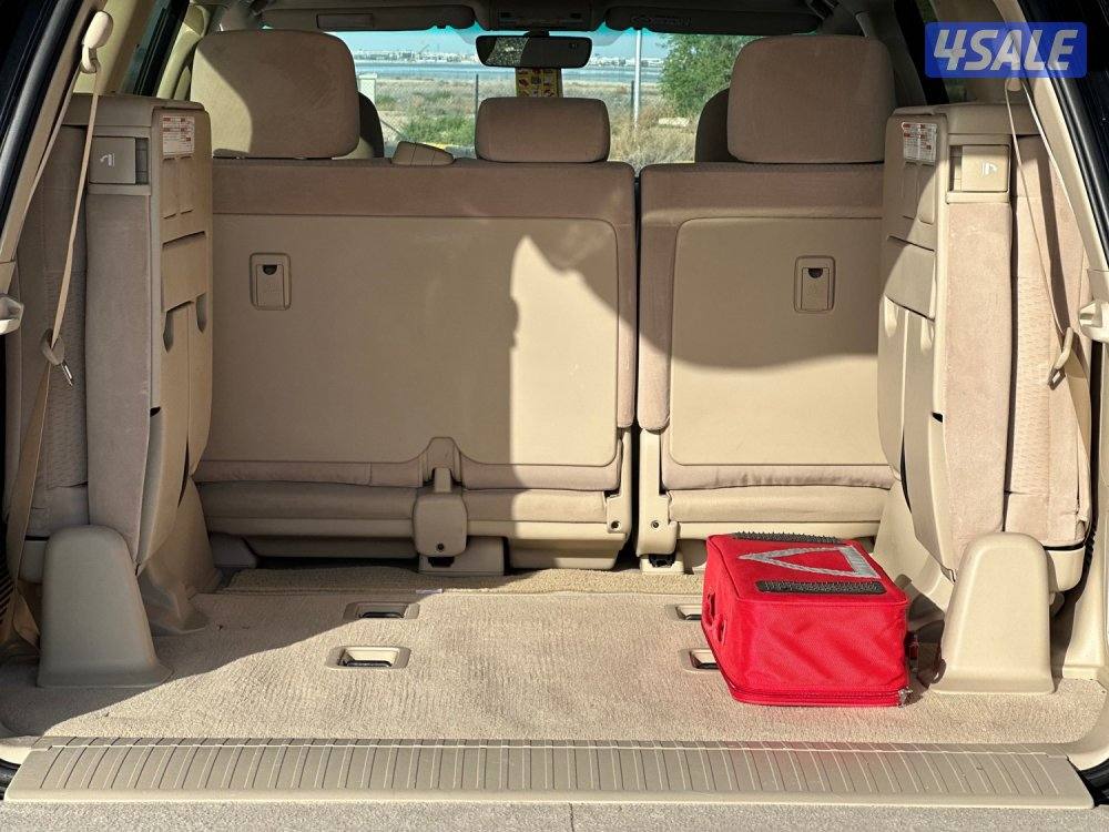 للبيع لاندكروزر GXR ماشي ٩٠ الف كيلو سيرفس وكالة6