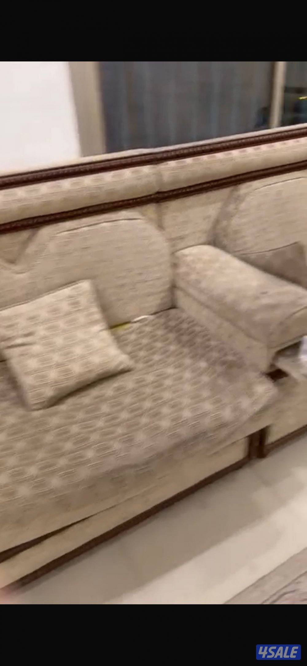 اثاث مستعمل0