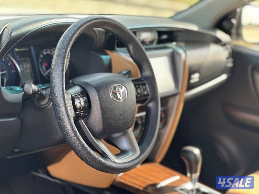 للبيع تويوتا فورتنر وارد الوكالة الساير7