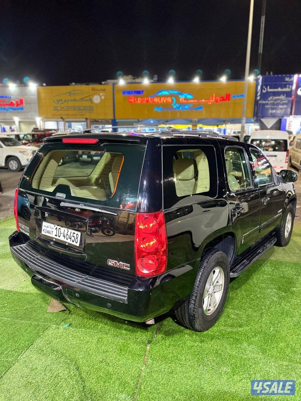 للبيع يوكن 2011 صبغ وكالة2