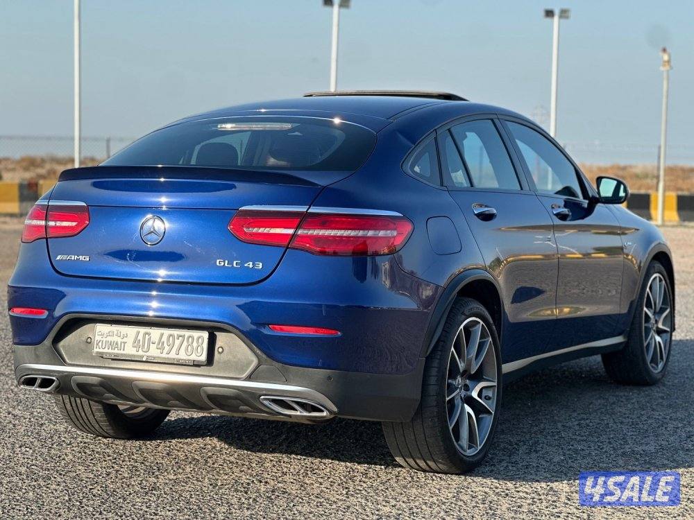 للبيع مرسيدس GLC 43 AMG ماشي ٦٩ الف كيلو3