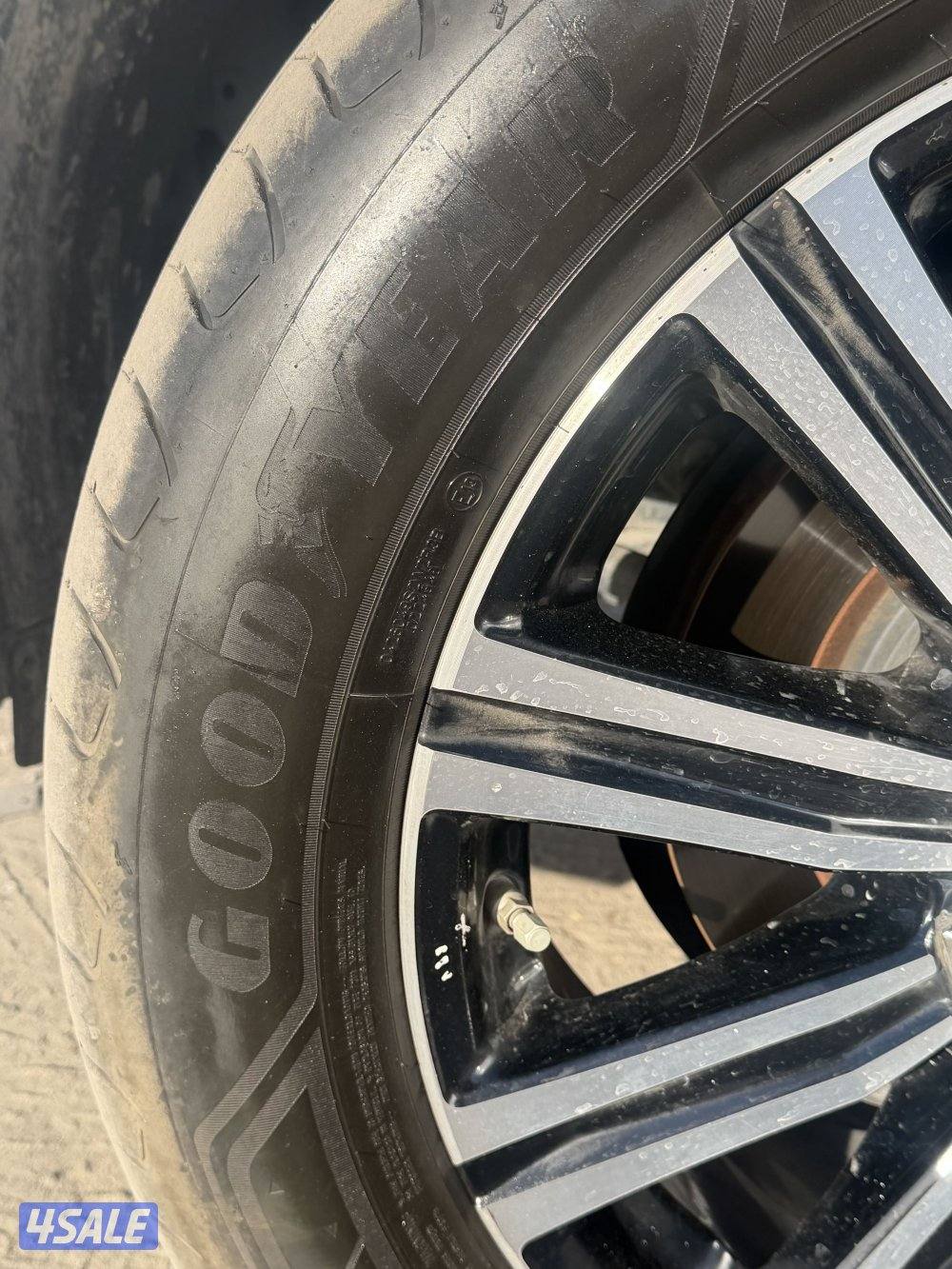 لكزس 570 بحالة الوكالة بقراطيس الوكالة صبغ الوكالة مديل 201915