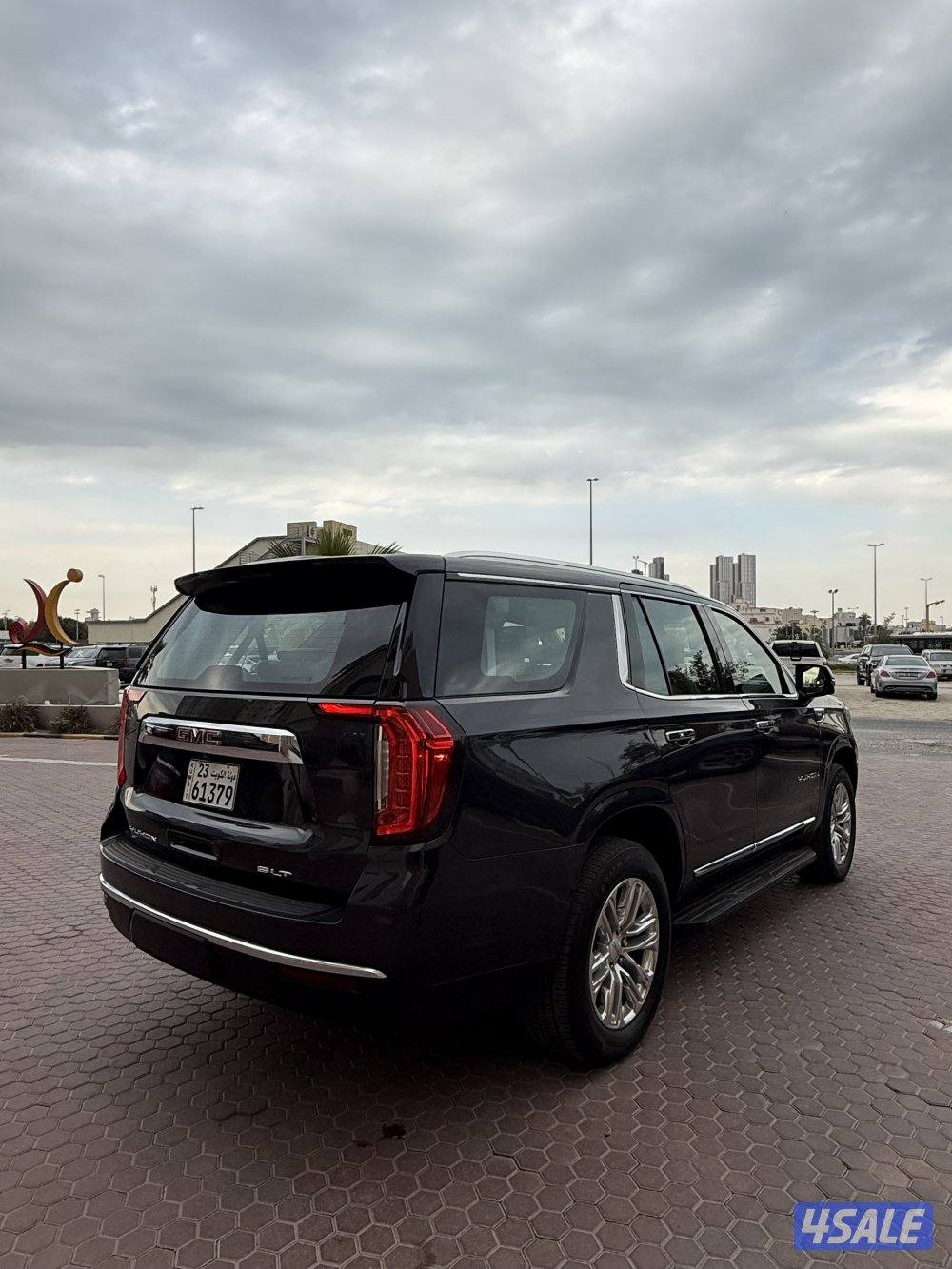 للبيع يوكن SLT فل كامل اعلي فئه3