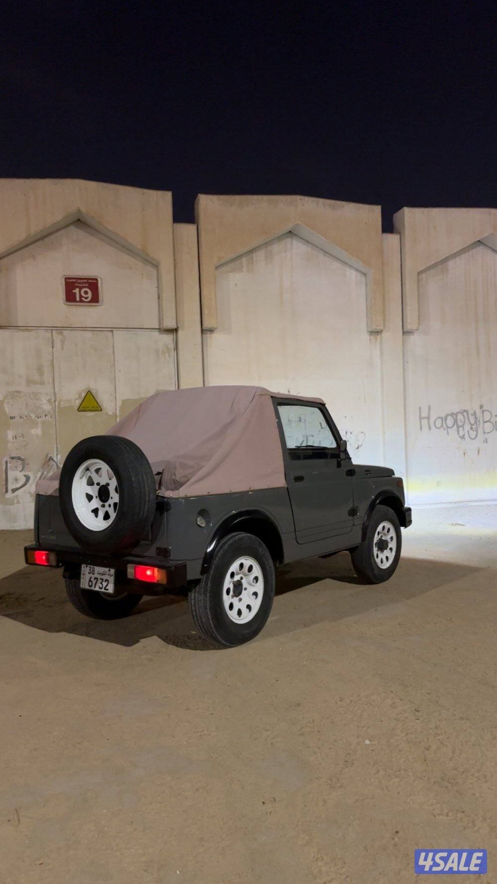 سزوكي جمني موديل ١٩٨٣1