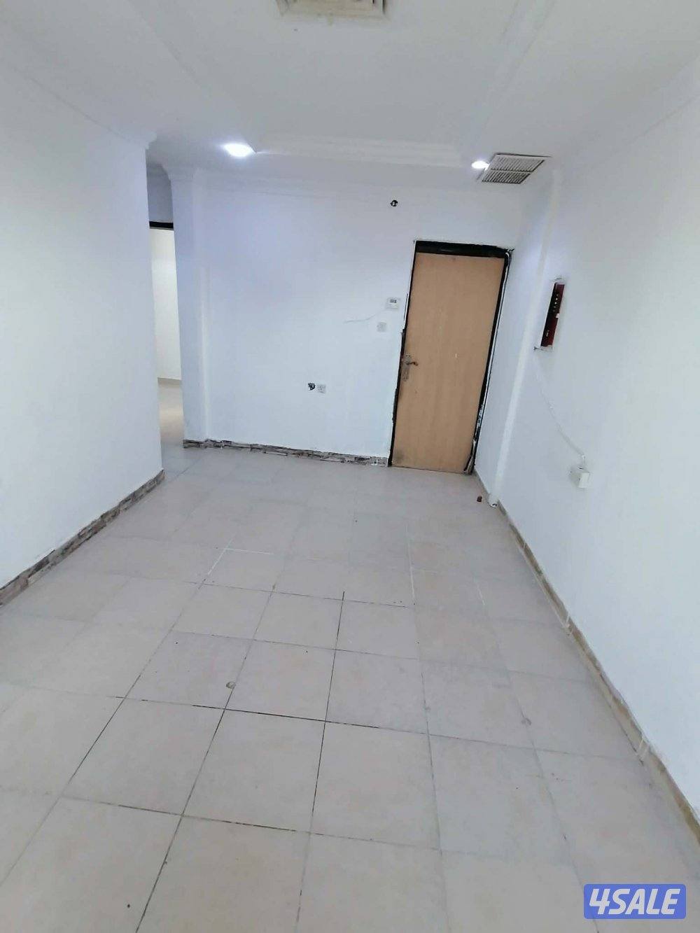 شقةغرفتين وصالة2حمام مطبخ تكيف سنترال مصافط متوفرة بجوار سيتي سنتر1