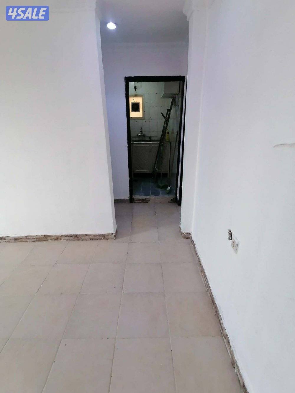 شقةغرفتين وصالة2حمام مطبخ تكيف سنترال مصافط متوفرة بجوار سيتي سنتر3