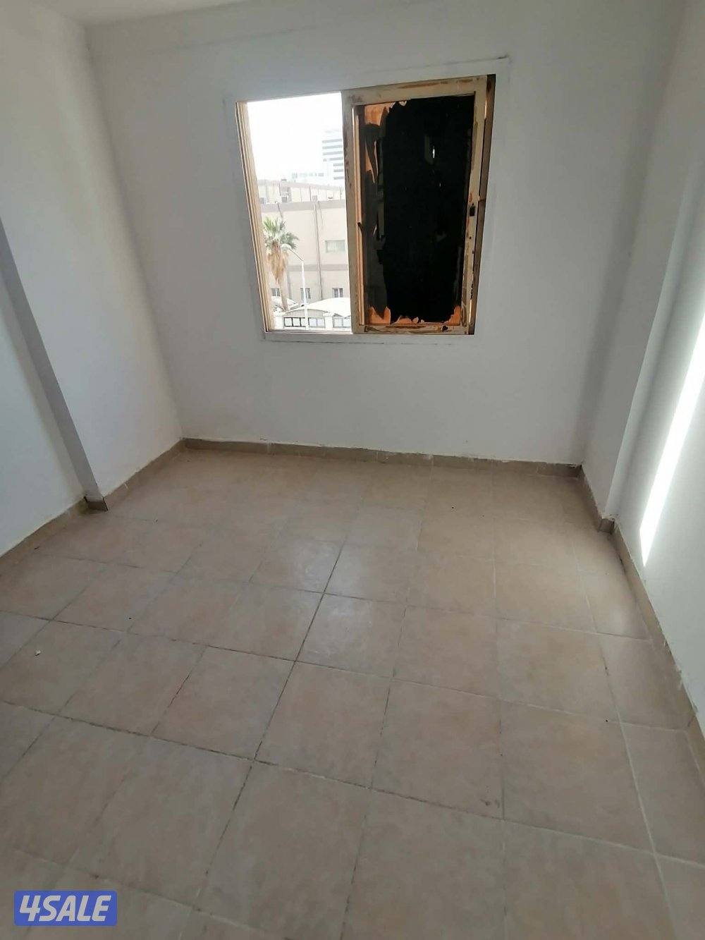 شقةغرفتين وصالة2حمام مطبخ تكيف سنترال مصافط متوفرة بجوار سيتي سنتر8