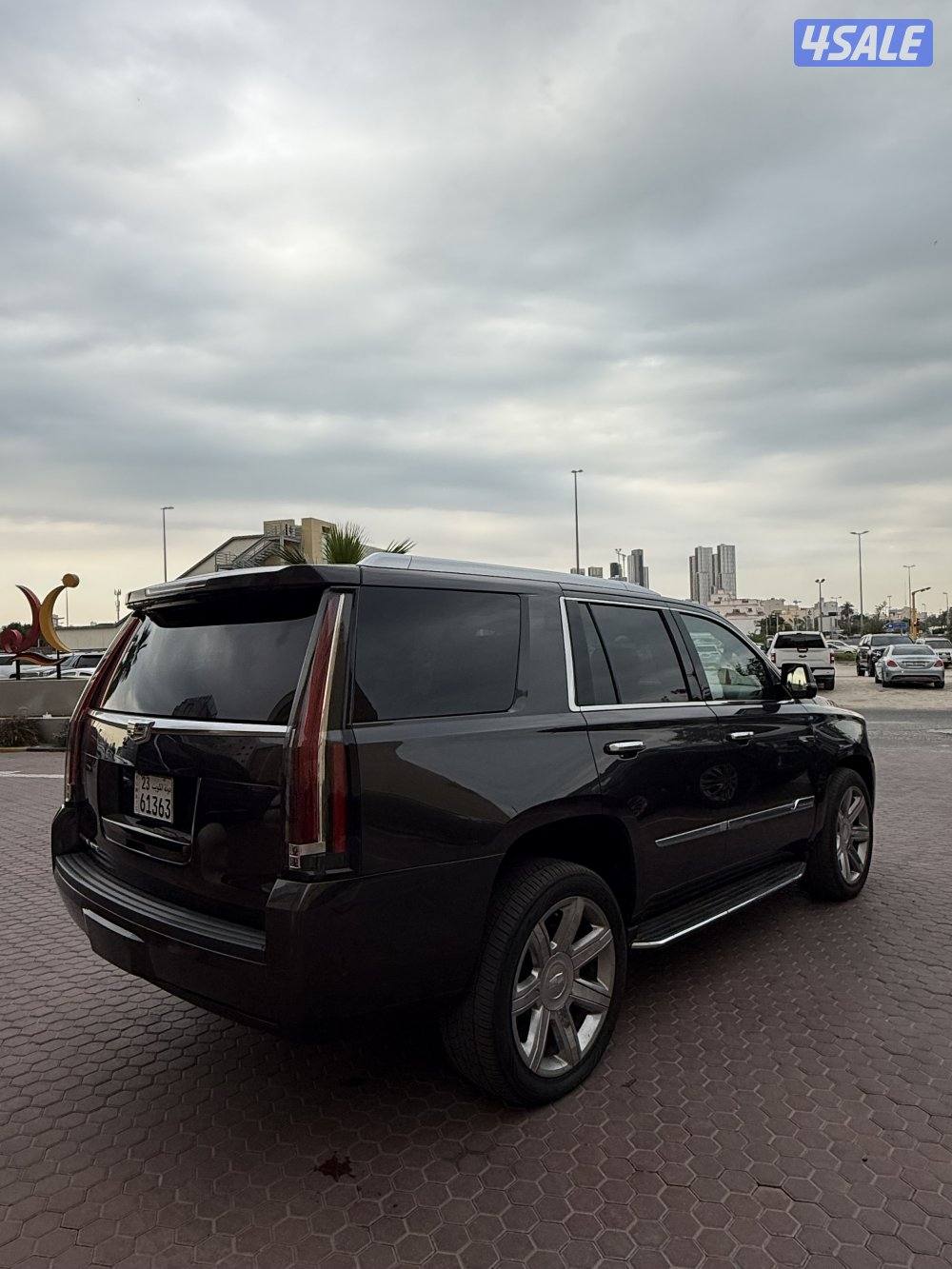 للبيع كاديلاك اسكاليد 2018 لاكجري3