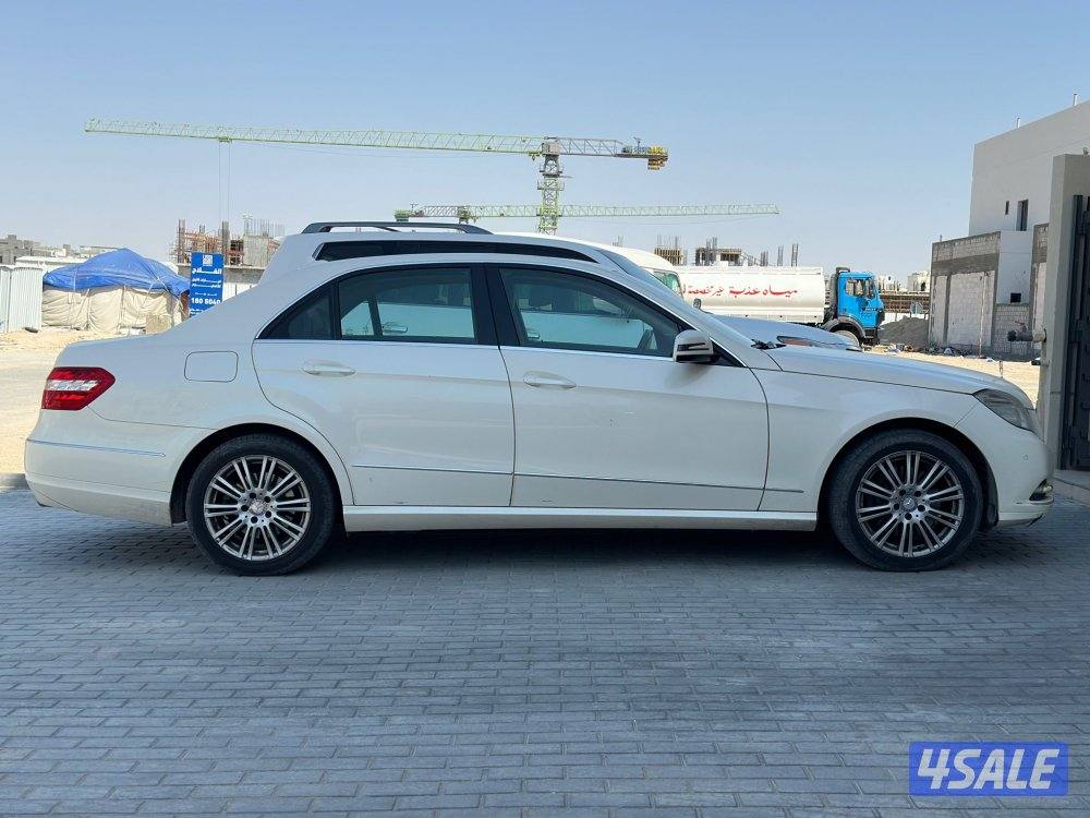مرسيدس
 E Class 
E300 
عداد 112 الف5