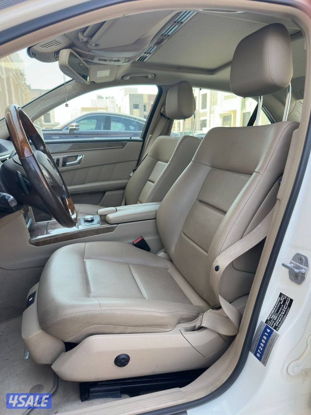 مرسيدس
 E Class 
E300 
عداد 112 الف9