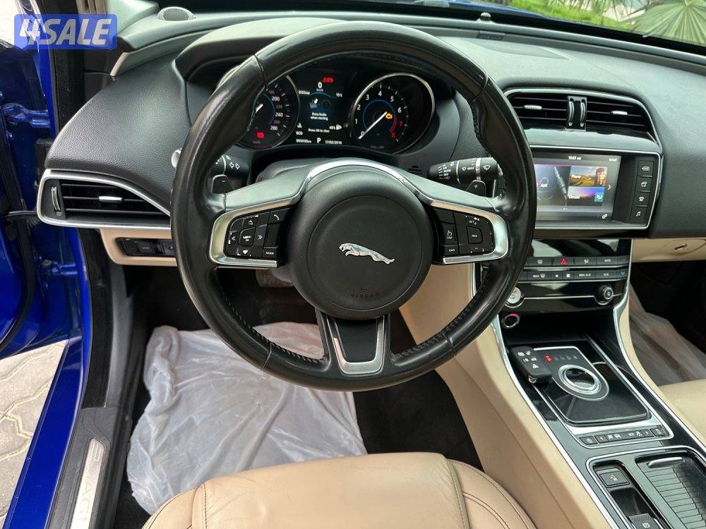 للبيع جاكوار XE 25T موديل 201810