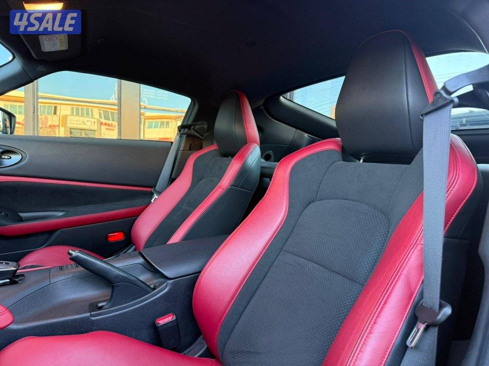 NISSAN Z _2024 عداد 3 الاف فقط8