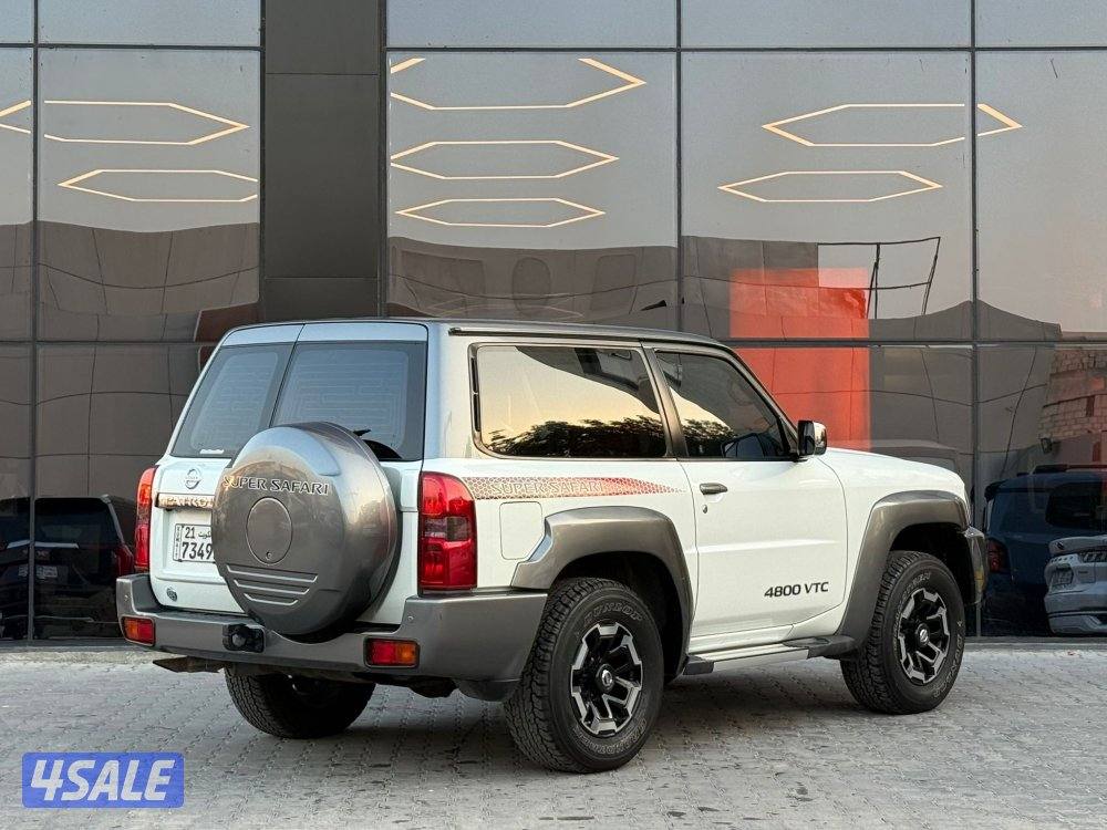 NISSAN SUPER SAFARI VTC4800 _ 2022 صبغ الوكالة4