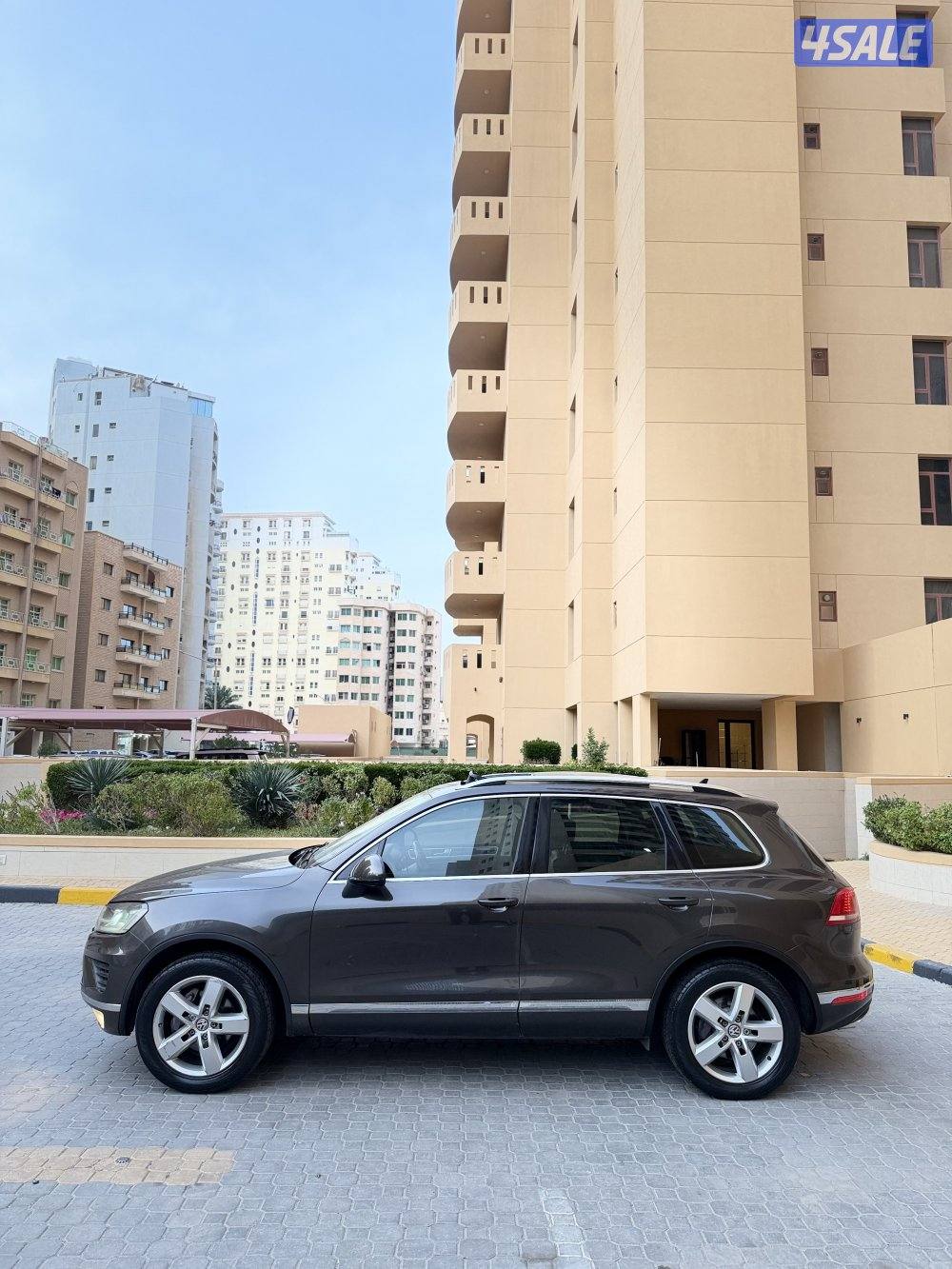 طوارق 2015 بحاله ممتازه جدا الفل اعلى درجه من الوكاله بانوراما6