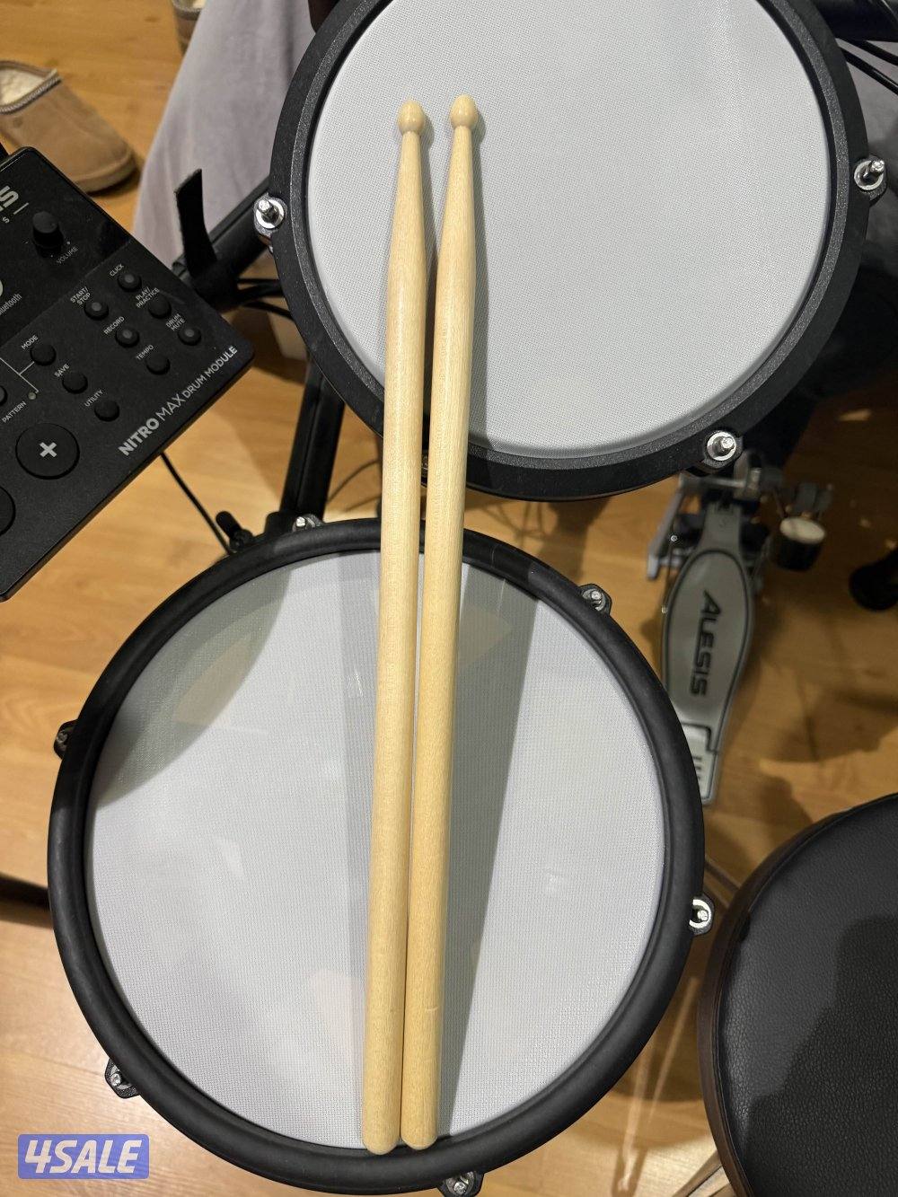 Alesis Nitro Max Electronic Drum Kit Excellent Condition 7 month use2