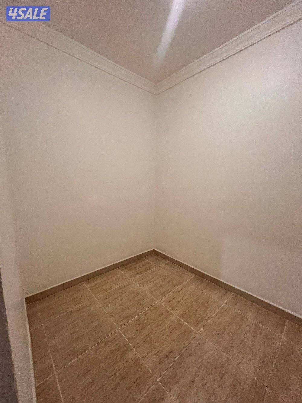 للإيجار شقة اول سكن جديده في خيطان ٣ غرف نوم وغرفة ناني1