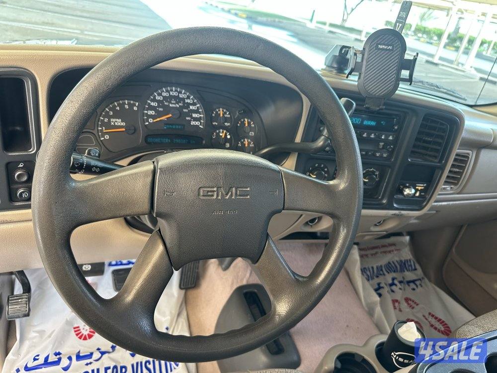 للبيع وانيت جي ام سي موديل 200510