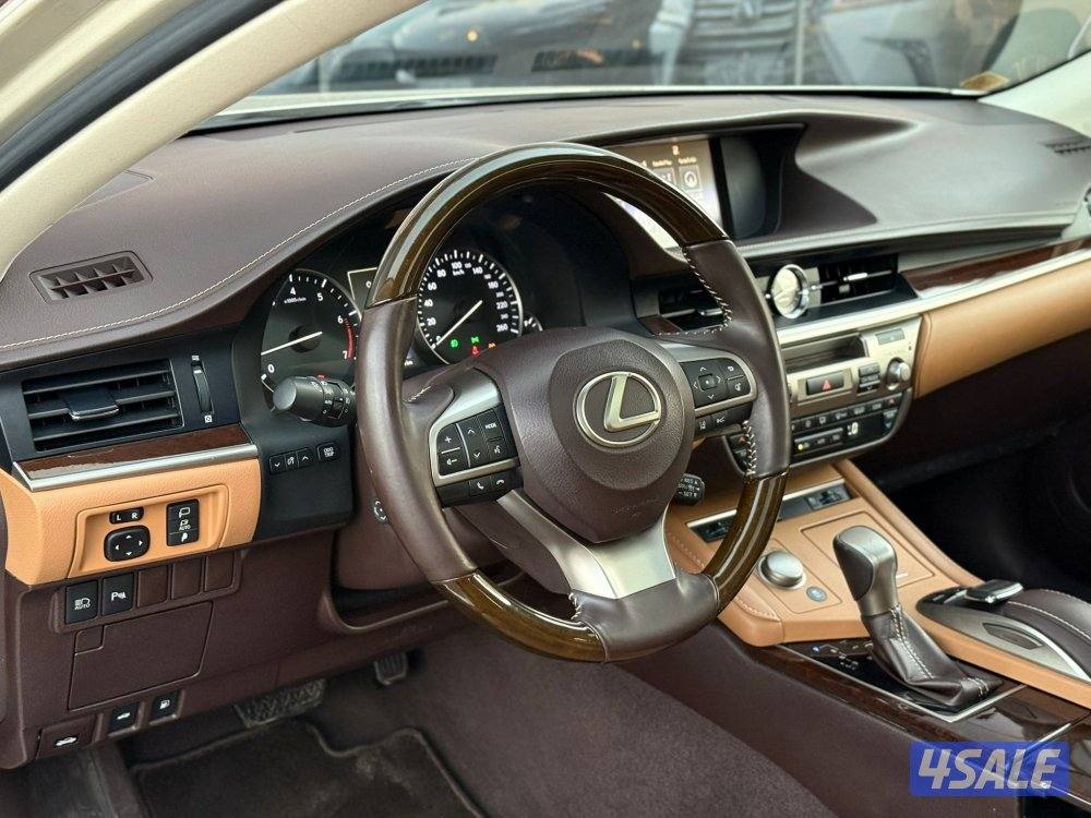 LEXUS ES350 _2016 عداد 54 الف فقط7