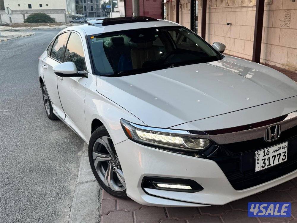 هوندا اكورد 20183
