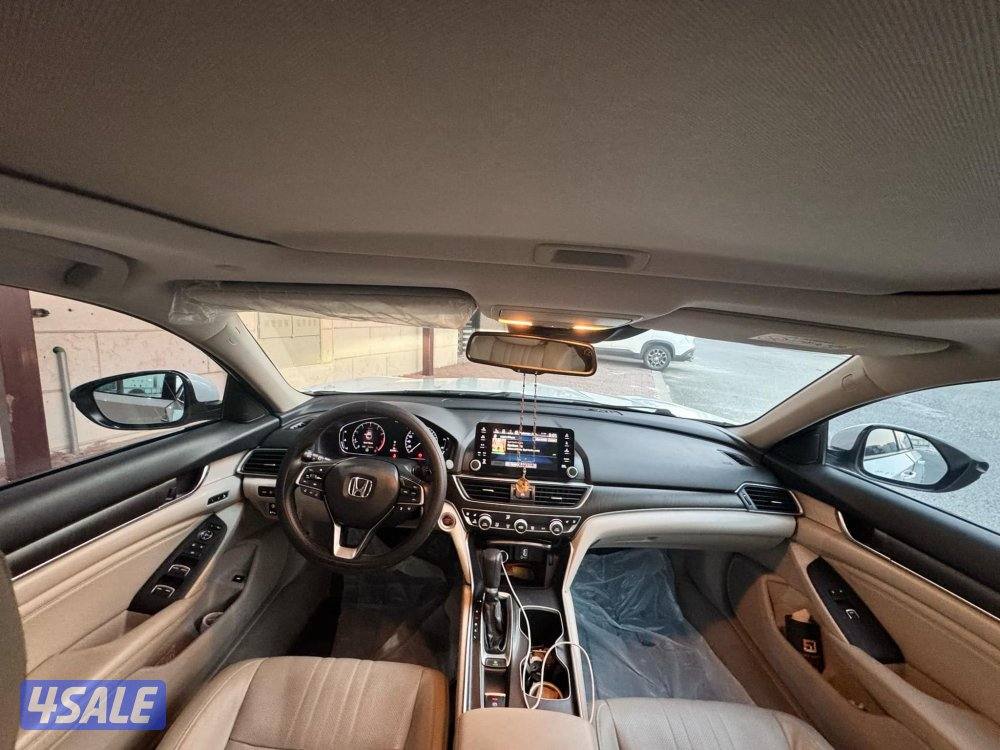 هوندا اكورد 20184