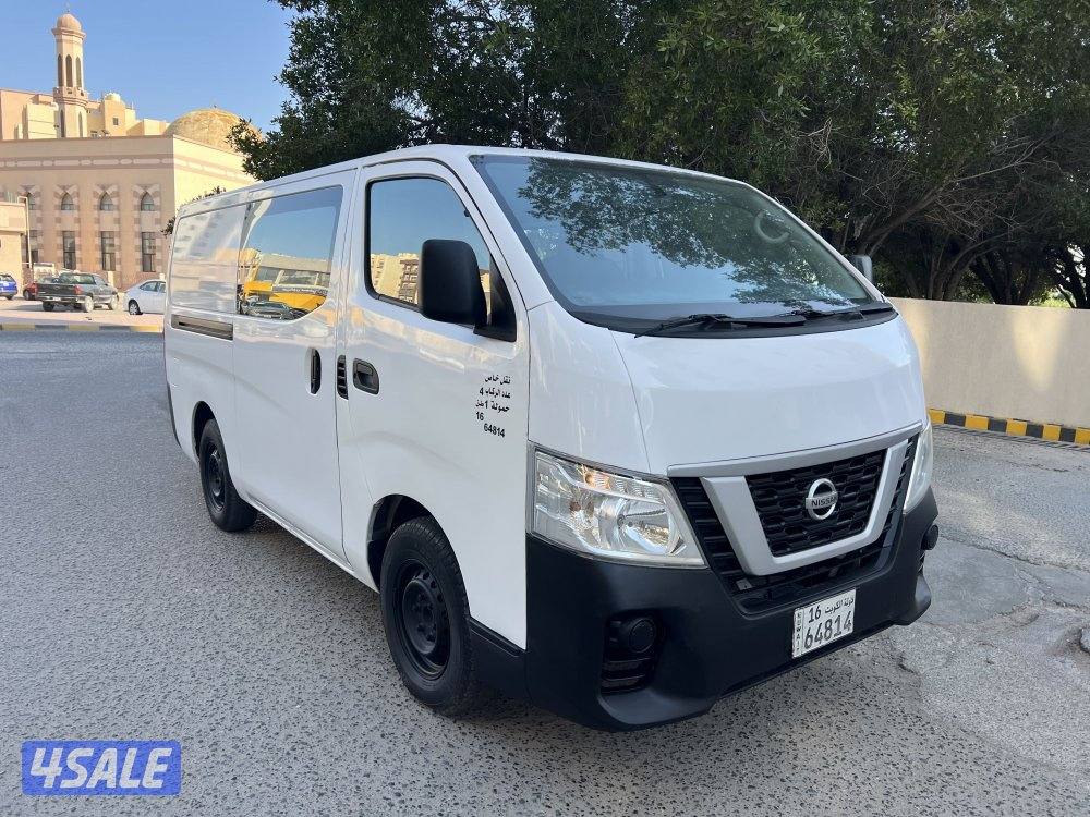 للبيع باص نيسان اورفان مقفل 2019  بحاله جداً ممتازه2