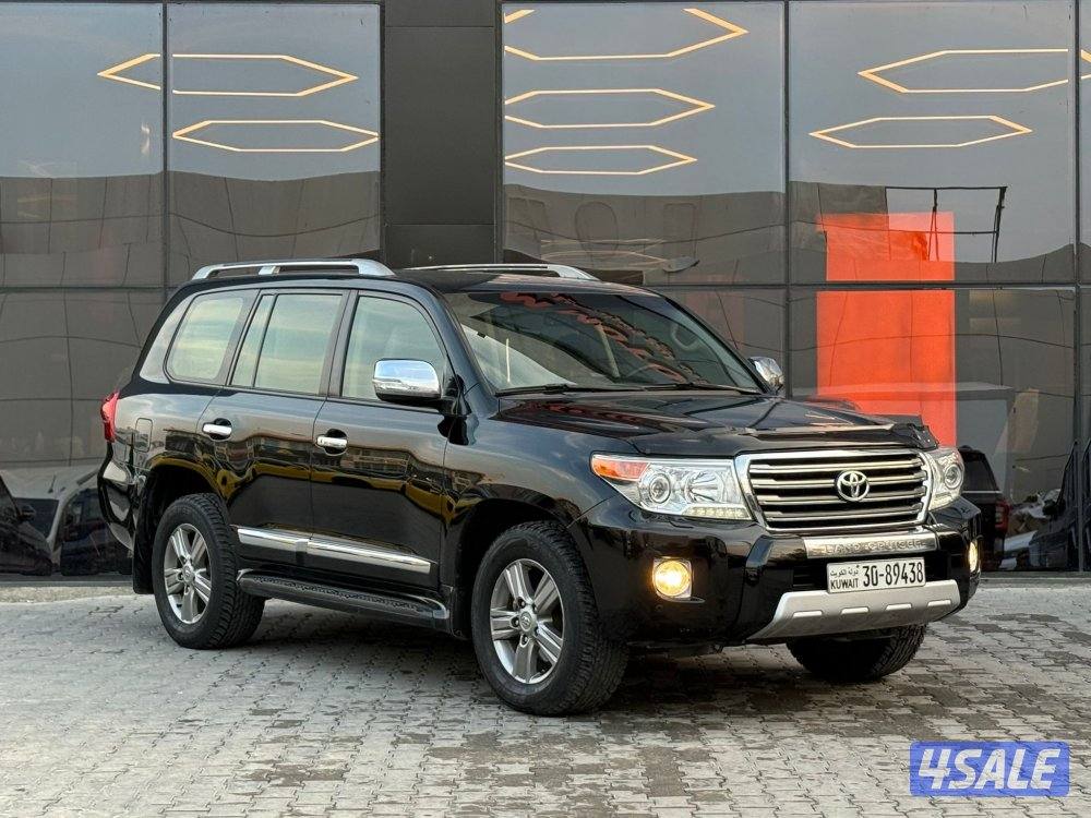 LAND CRUISER GXR V8 _ 2014 صبغ الوكالة0