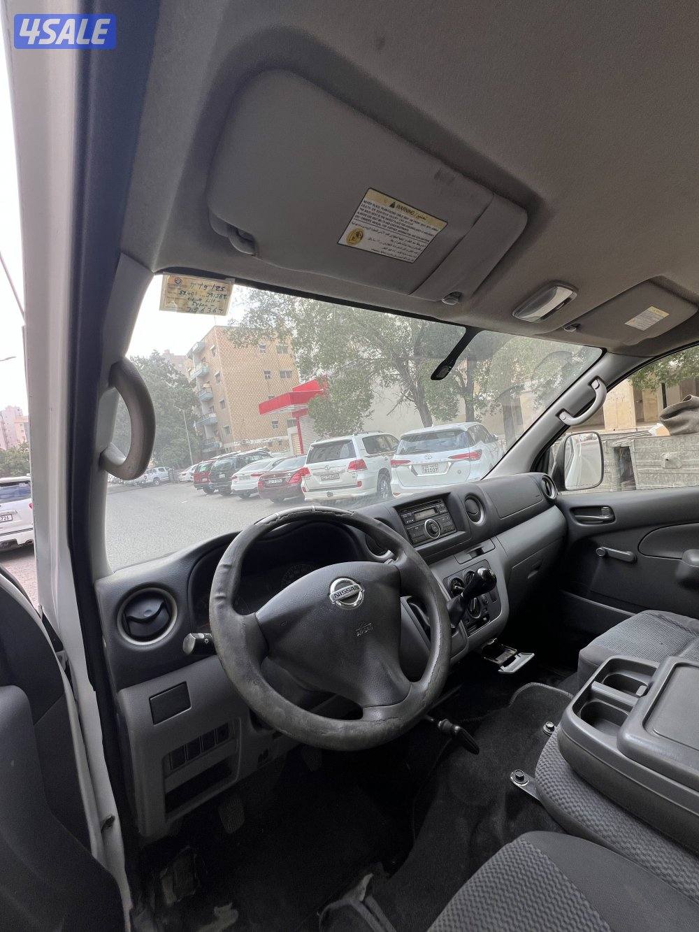 للبيع باص نيسان اورفان موديل 2016 بحاله جداً ممتازه8