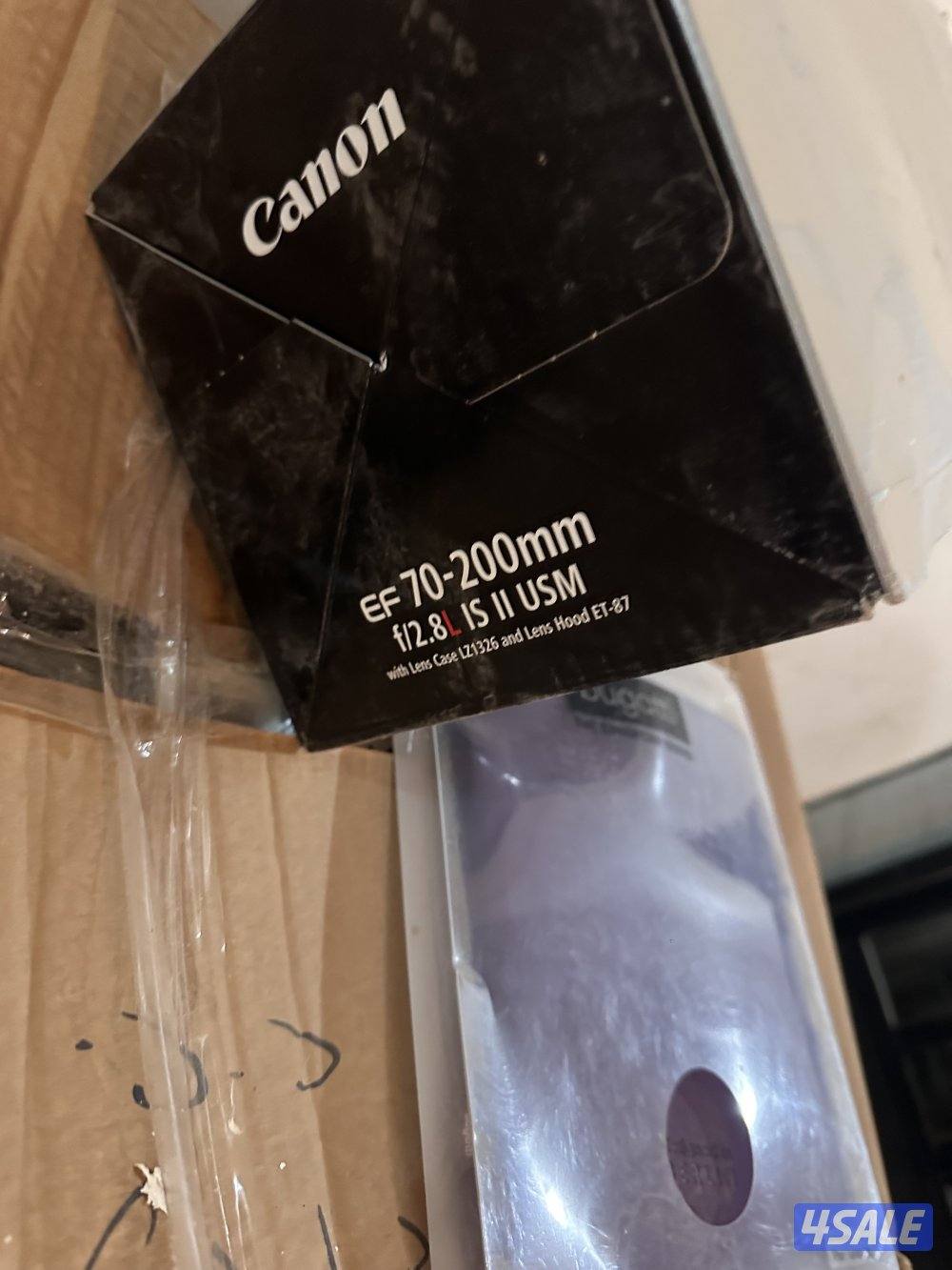 عدسة كانون mm70-200 ef0