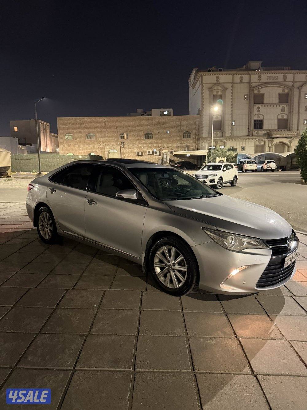 للبيع كامري GLX الدرجة الأولى موديل 20170
