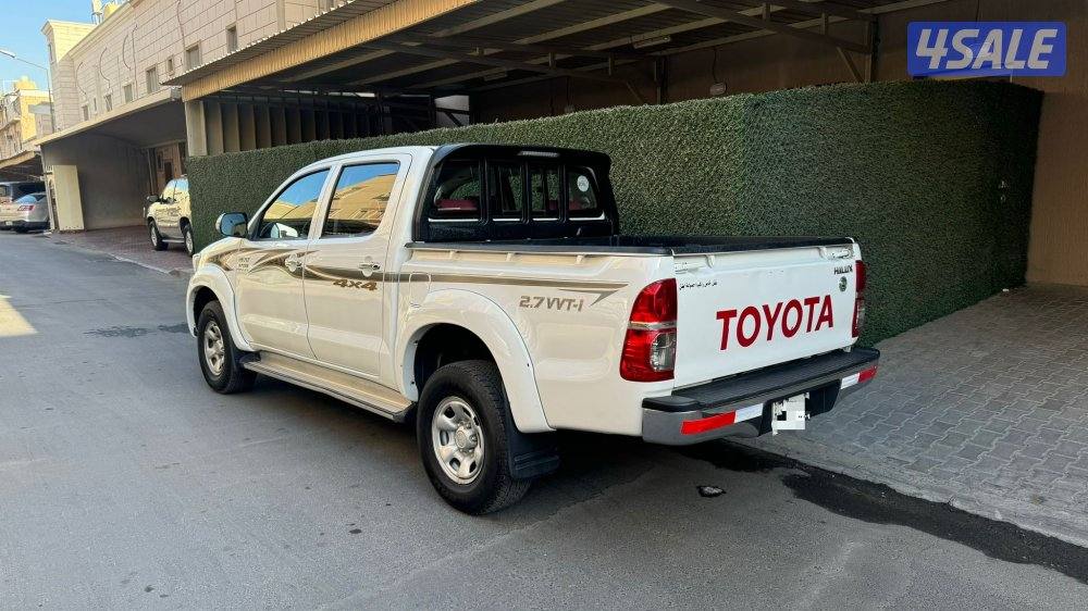 وانيت هايلوكس 2015 شرط الفحص بحالة ممتازه1