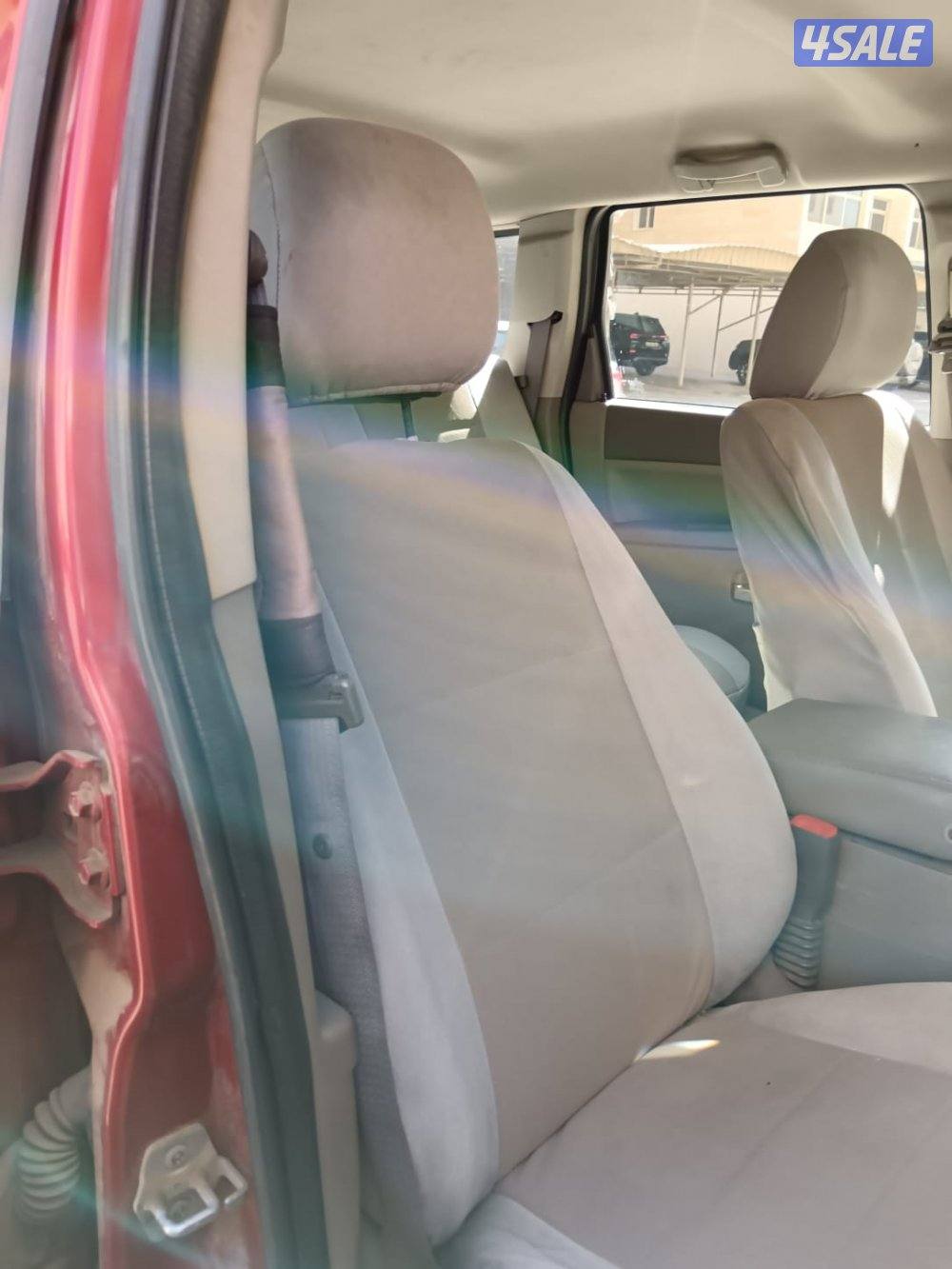 للبيع العاجل جيب جراند شيروكي 20106