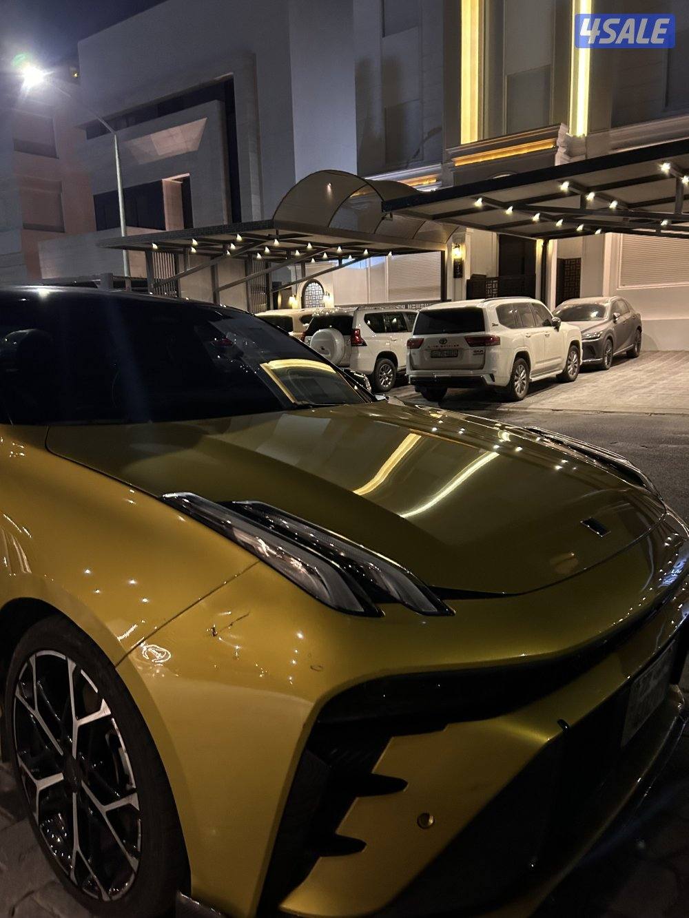 Lynk & co 03+ 2024 السيارة ماشيه 23000 مشكلة بالقير وقابل للتصليح6