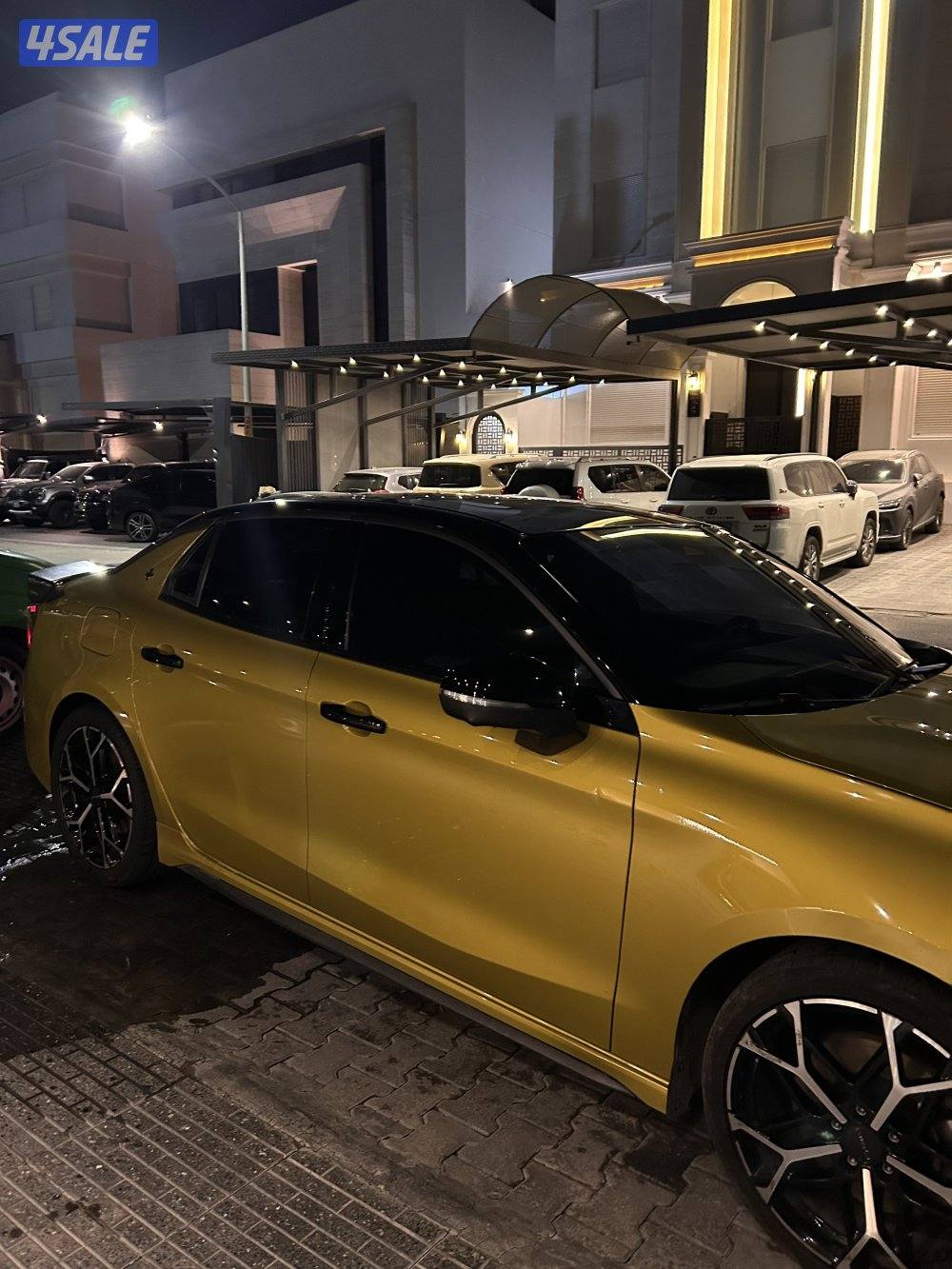 Lynk & co 03+ 2024 السيارة ماشيه 23000 مشكلة بالقير وقابل للتصليح7