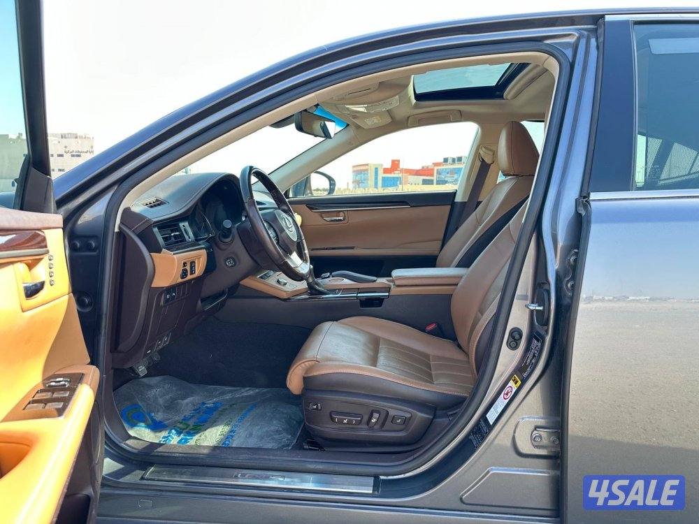 لكزس ES 350 موديل ٢٠١٧ ماشي ٩١ ألف10