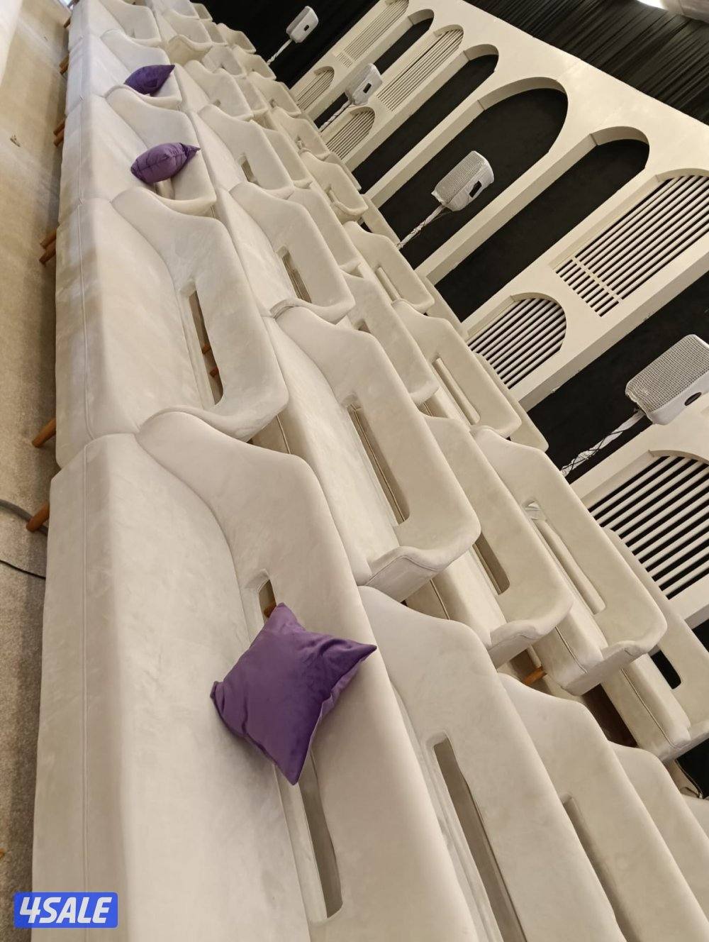 تاجير كرسي وطاولات جميع مستلزمات الافراح زينه تاجير مكيفات تسكير حداق3