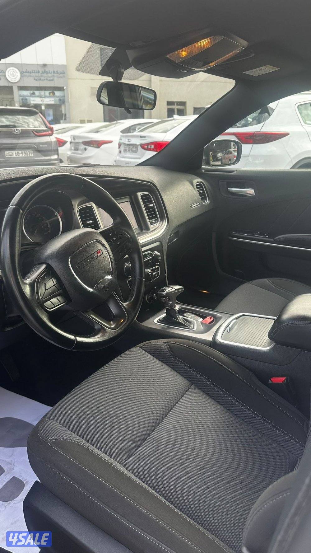 دوج شارجر 6 سلندر SXT موديل 2021 بحالة ممتازة2