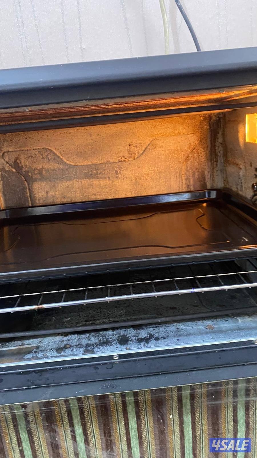 للبيع فرن كهربائي نظيف شغال 2000واط 60 لتر1